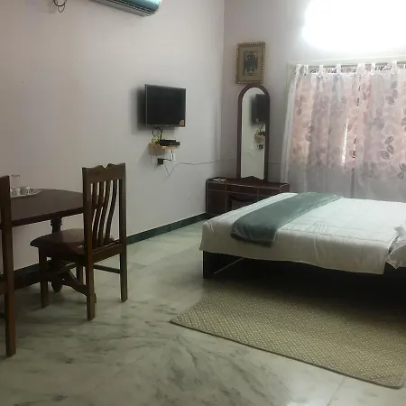 Pleasant Stay Tiruchirappalli Exterior photo